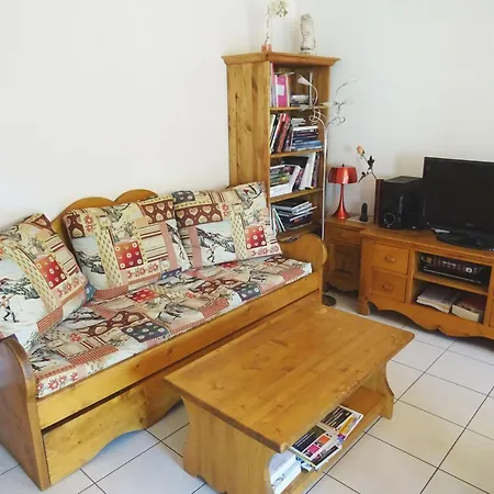 Les Aiguieres - Idealement Situe Sur Les Bord Du Lac, Agreable 3 Pieces ! Mae-6384 *