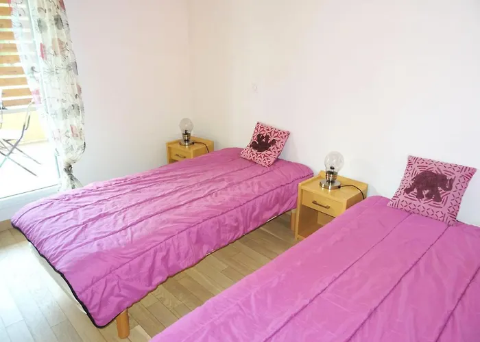 Les Aiguieres - Idealement Situe Sur Les Bord Du Lac, Agreable 3 Pieces ! Mae-6384 *